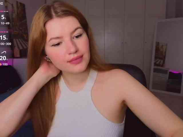 Alwaysfrida webcam