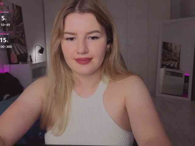 Alwaysfrida webcam