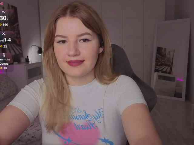 Alwaysfrida webcam