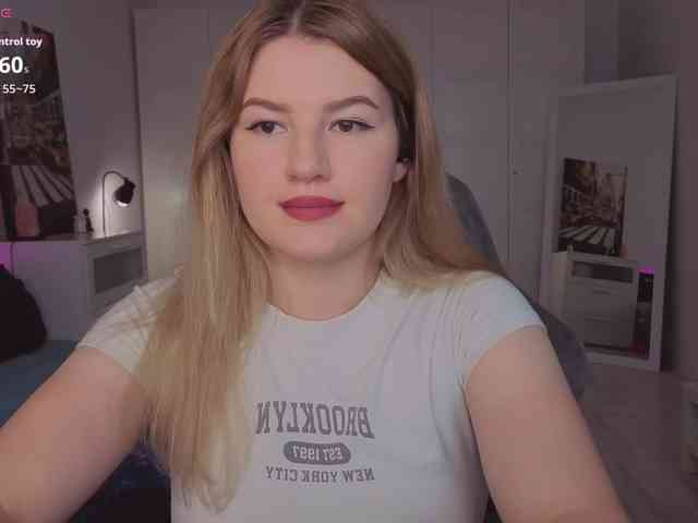 Alwaysfrida webcam