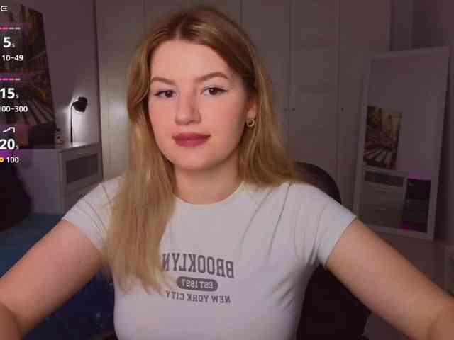 Alwaysfrida webcam