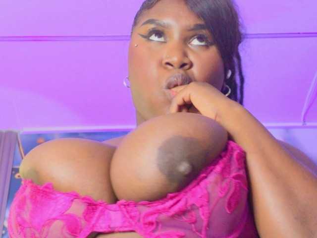 blaisysmith live cam on BongaCams