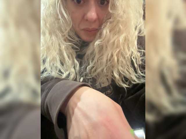 jayluvv's BongaCams show and profile