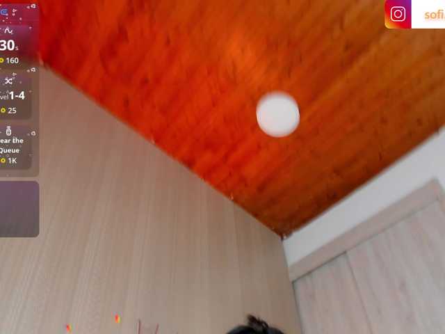 Sofi-Blossom live cam on BongaCams
