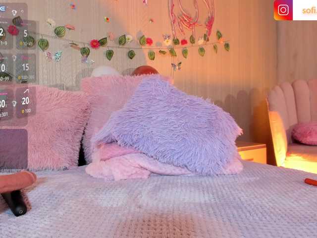 Sofi-Blossom live cam preview