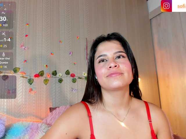 Sofi-Blossom live cam on BongaCams