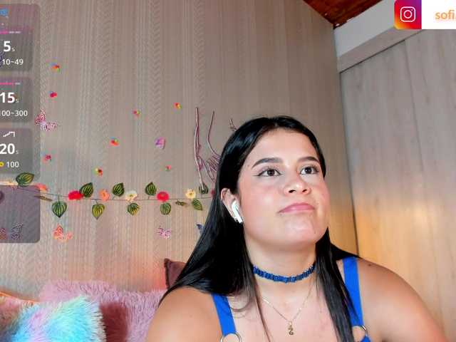 Sofi-Blossom live cam on BongaCams