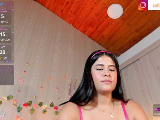 Sofi-Blossom live cam on BongaCams