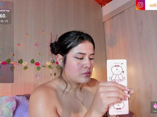 Sofi-Blossom live cam on BongaCams