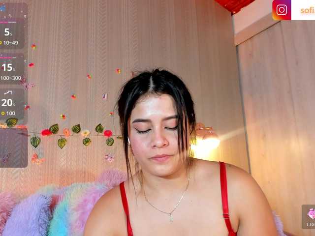 Sofi-Blossom live cam on BongaCams