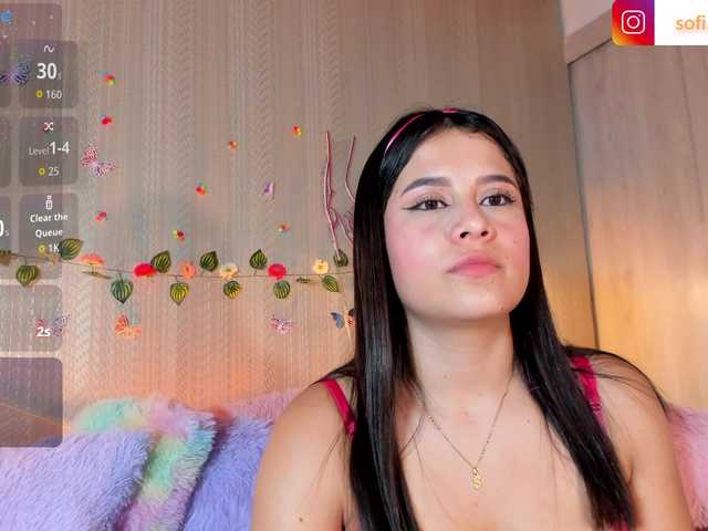 Sofi-Blossom live cam on BongaCams