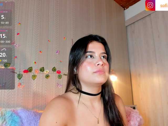 Sofi-Blossom live cam on BongaCams