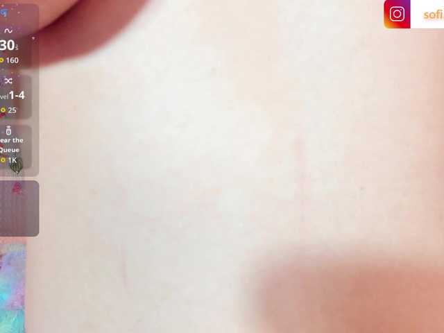 Sofi-Blossom live cam on BongaCams