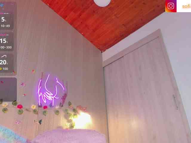 Sofi-Blossom Live Webcam on BongaCams