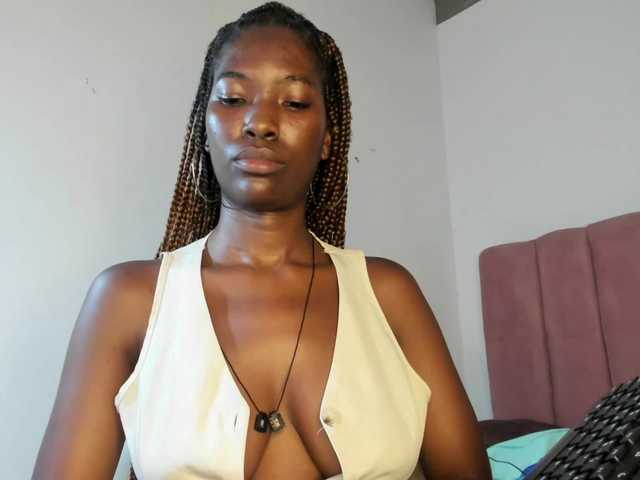 Tahira-20's BongaCams profile