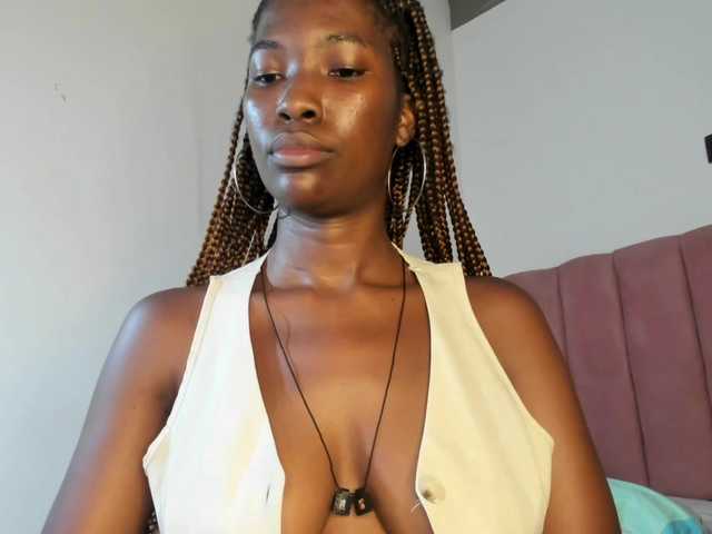 Tahira-20's BongaCams profile