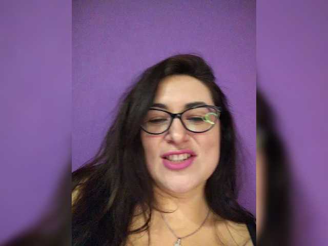 AlicaMiller's BongaCams show and profile