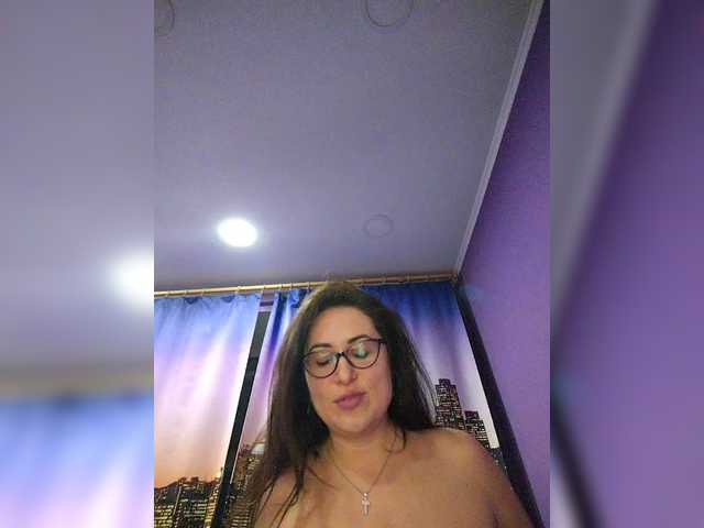 AlicaMiller's BongaCams show and profile