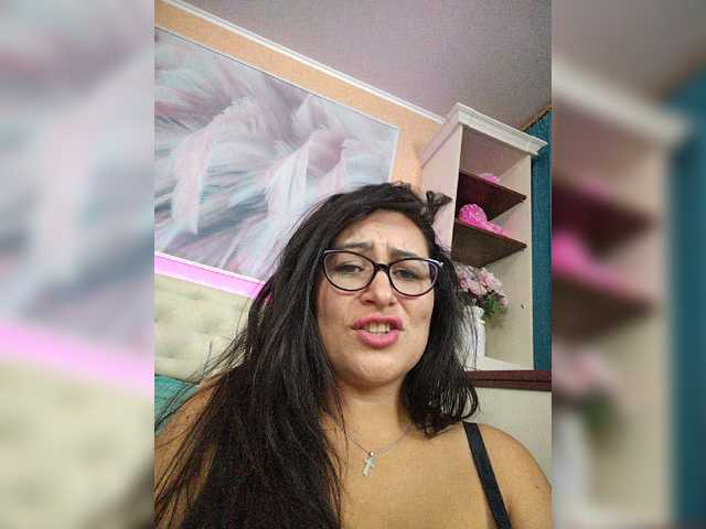 AlicaMiller live cam on BongaCams