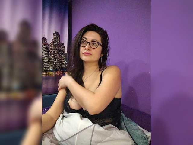 AlicaMiller's BongaCams show and profile