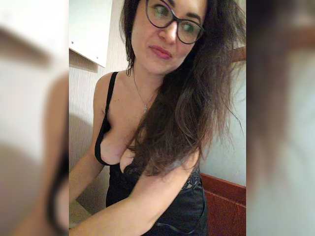  AlicaMiller chat room