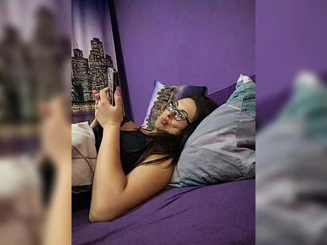 AlicaLovely webcam