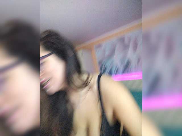  AlicaMiller chat room