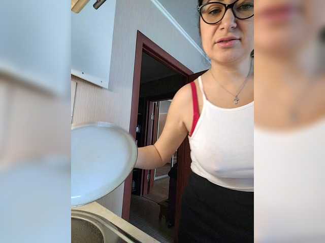 в попе у AlicaMiller