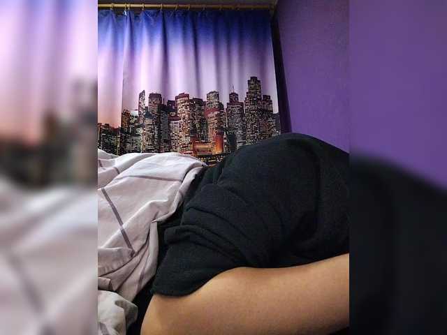 AlicaMiller's BongaCams show and profile