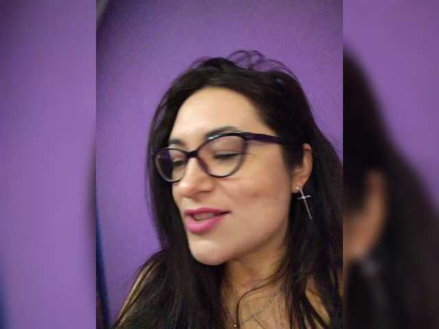 AlicaMiller's BongaCams show and profile