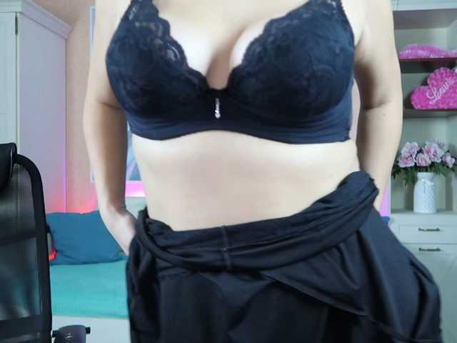 AlicaMiller's BongaCams show and profile