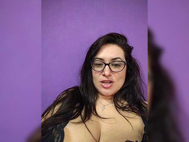  AlicaMiller chat room