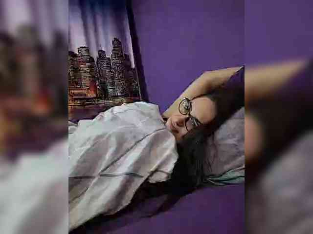 AlicaLovely webcam