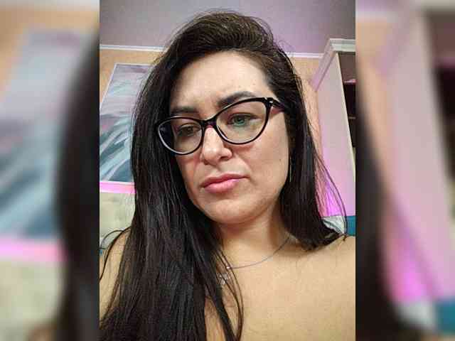 AlicaLovely webcam