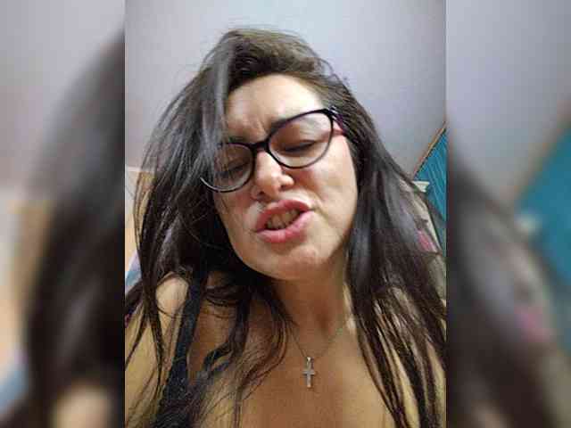 AlicaLovely webcam
