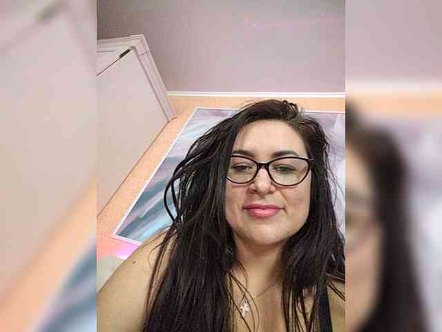 AlicaLovely webcam