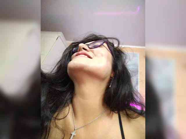 AlicaLovely webcam