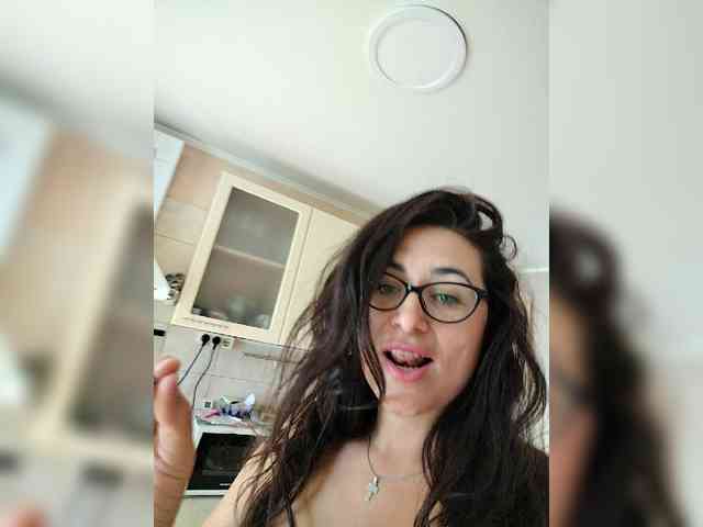 AlicaLovely webcam