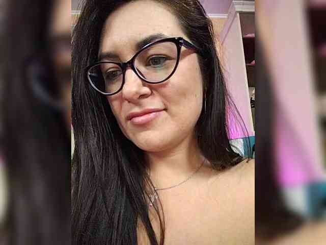 AlicaLovely webcam