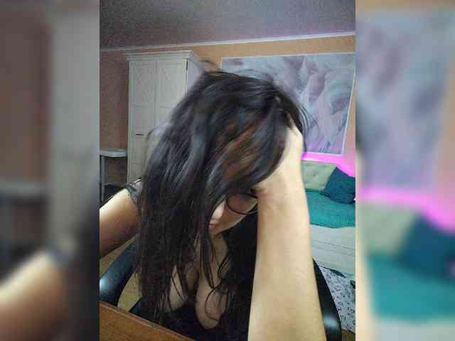 AlicaLovely webcam
