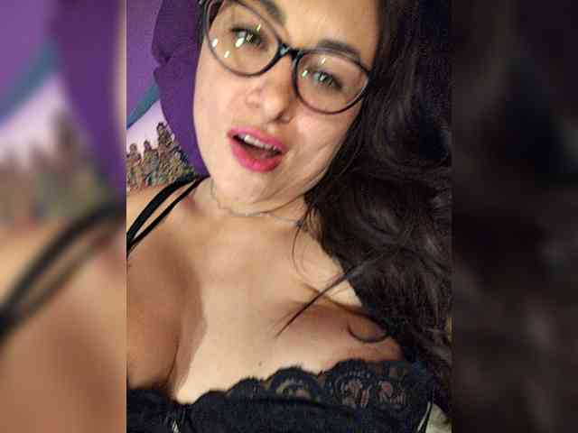 AlicaLovely webcam