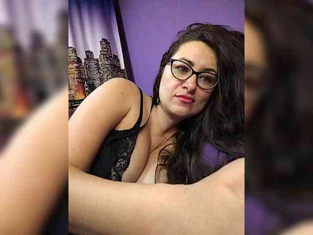 AlicaLovely webcam