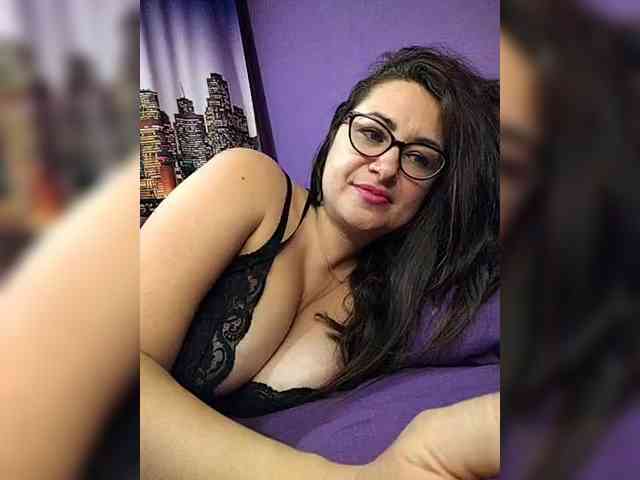 AlicaLovely webcam