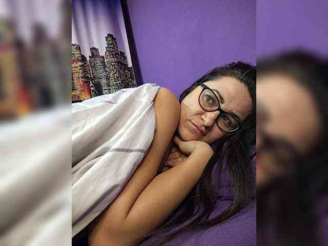AlicaLovely webcam