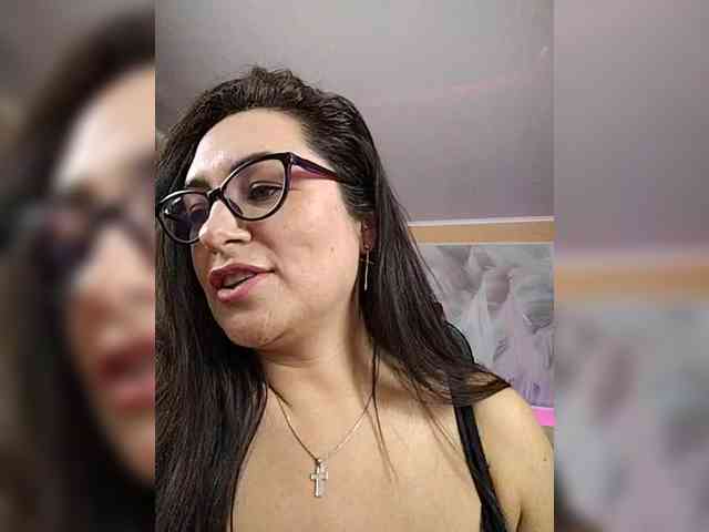 AlicaLovely webcam