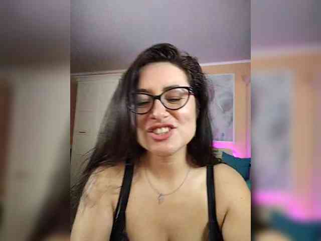 AlicaLovely webcam