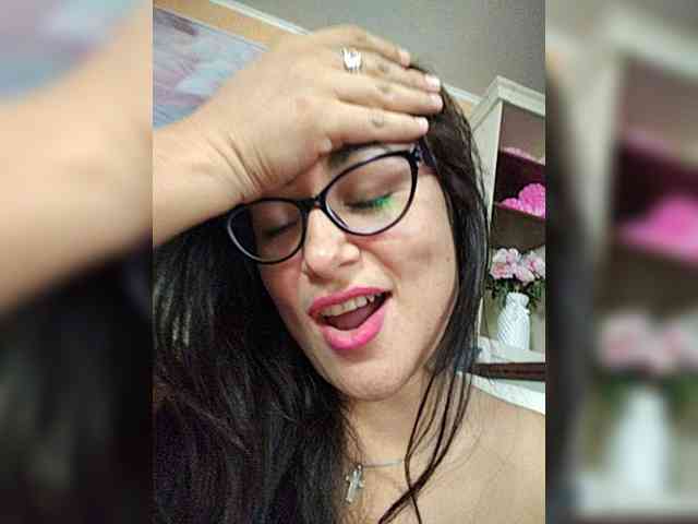 AlicaLovely webcam