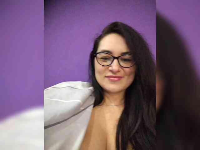 AlicaLovely webcam