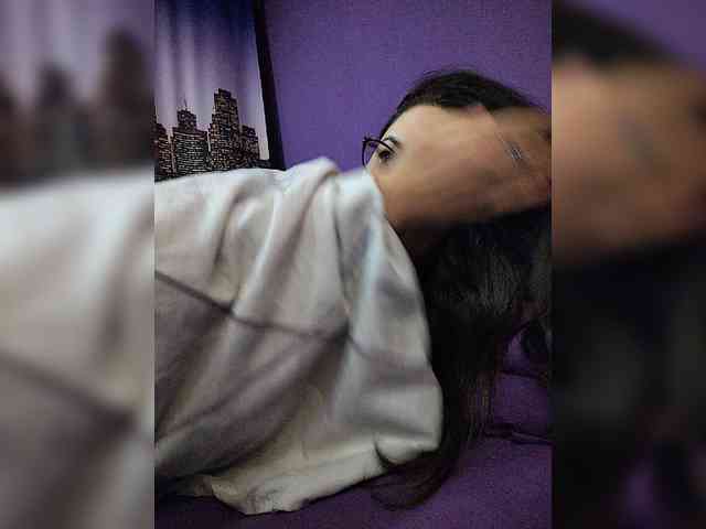 AlicaLovely webcam