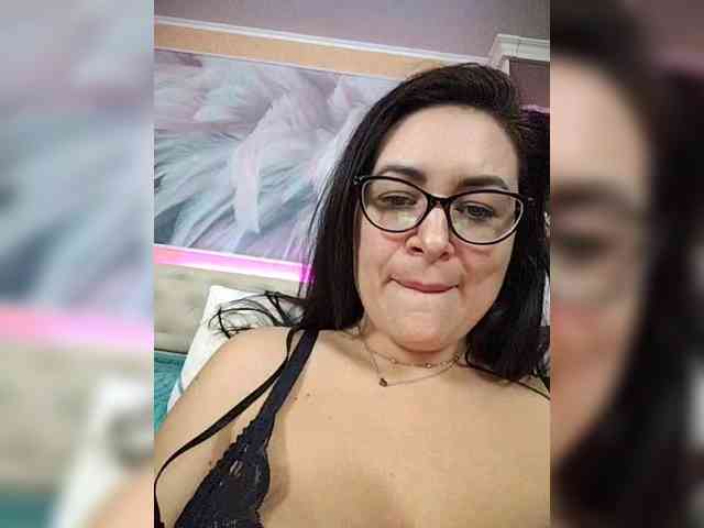 AlicaLovely webcam